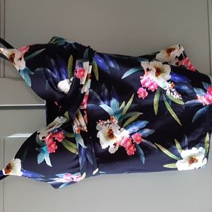 NWOT Island Escape Tankini Top